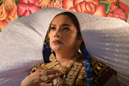 Fiscalía de Oaxaca investiga ataque contra diseñador que participó en vestido de Sheinbaum