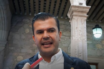 Funcionario de Michoacán rechaza denuncia que lo vincula con Los Caballeros Templarios