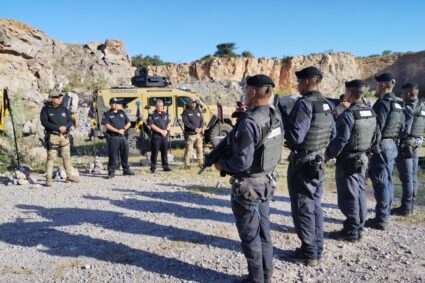MÁS POLICÍAS ESPECIALIZADOS SE SUMAN AL GRUPO DE OPERACIONES ESPECIALES PARA REFORZAR LA SEGURIDAD