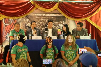 FESTIVAL CULTURAL DE CALAVERAS: JUEVES DE GLAMOUR
