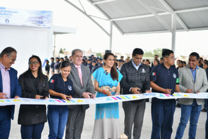 ENTREGA TERE JIMÉNEZ NUEVO BACHILLERATO AL SURORIENTE DE AGUASCALIENTES