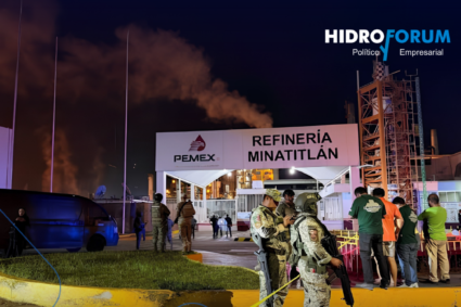 Ataque armado en refinería de Pemex deja dos heridos en Veracruz.