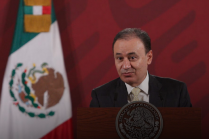 Durazo cuestiona que ganar encuestas garantice representar los principios de Morena