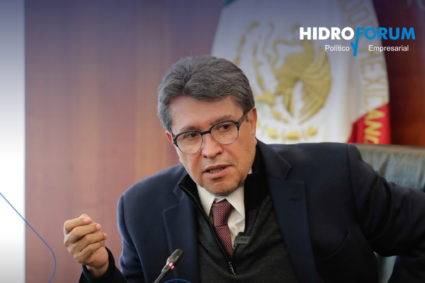 Monreal pide que la FGR investigue presuntos contratos irregulares en Dos Bocas