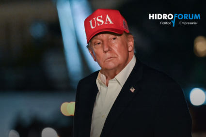 Trump deja en manos de su nueva portavoz la decisión de seguir en el cargo tras su debut
