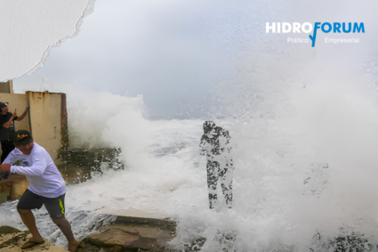 Tormenta tropical «Vance» se vuelve huracán lejos de las costas de México; podría alcanzar la categoría 3