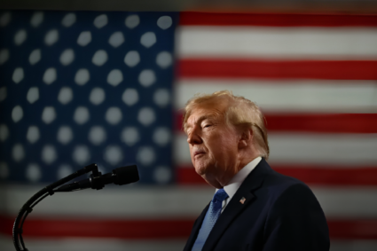 Trump promete aceptar el resultado electoral si los comicios son “limpios”