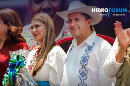 Detienen a secretaria del Bienestar de Uruapan por investigación del asesinato de Carlos Manzo