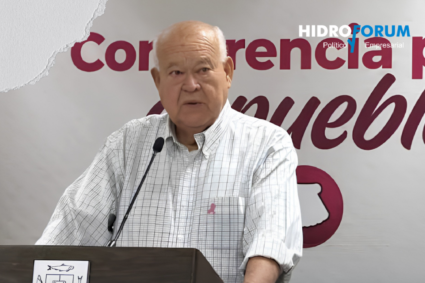 Gobernador de Baja California Sur rompe en llanto al defender el salario de su hija en el IMSS