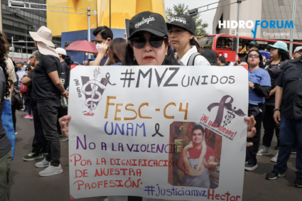 Asesinan a veterinario dentro de su clínica en el Estado de México; exigen justicia