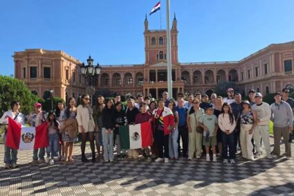 ESTUDIANTES DE AGUASCALIENTES OBTIENEN TRES MEDALLAS EN COMPETENCIA INTERNACIONAL EN PARAGUAY